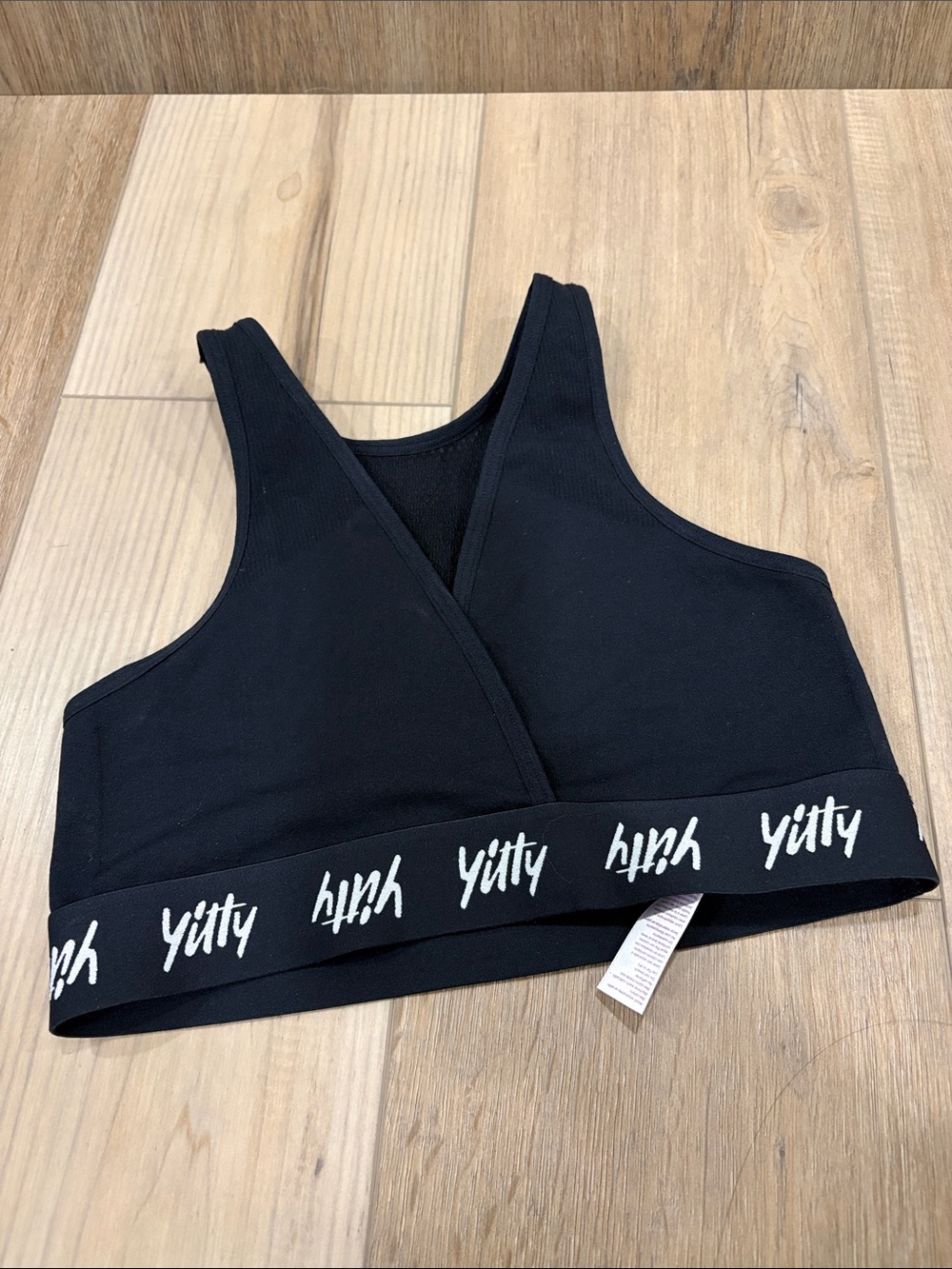 Fabletics Yitty Black Seamless Cross Front Sports Crop Bralette Medium